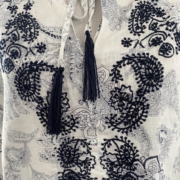 Malvin I Love Linen Embroidered Top Size: M - Picture 3 of 11